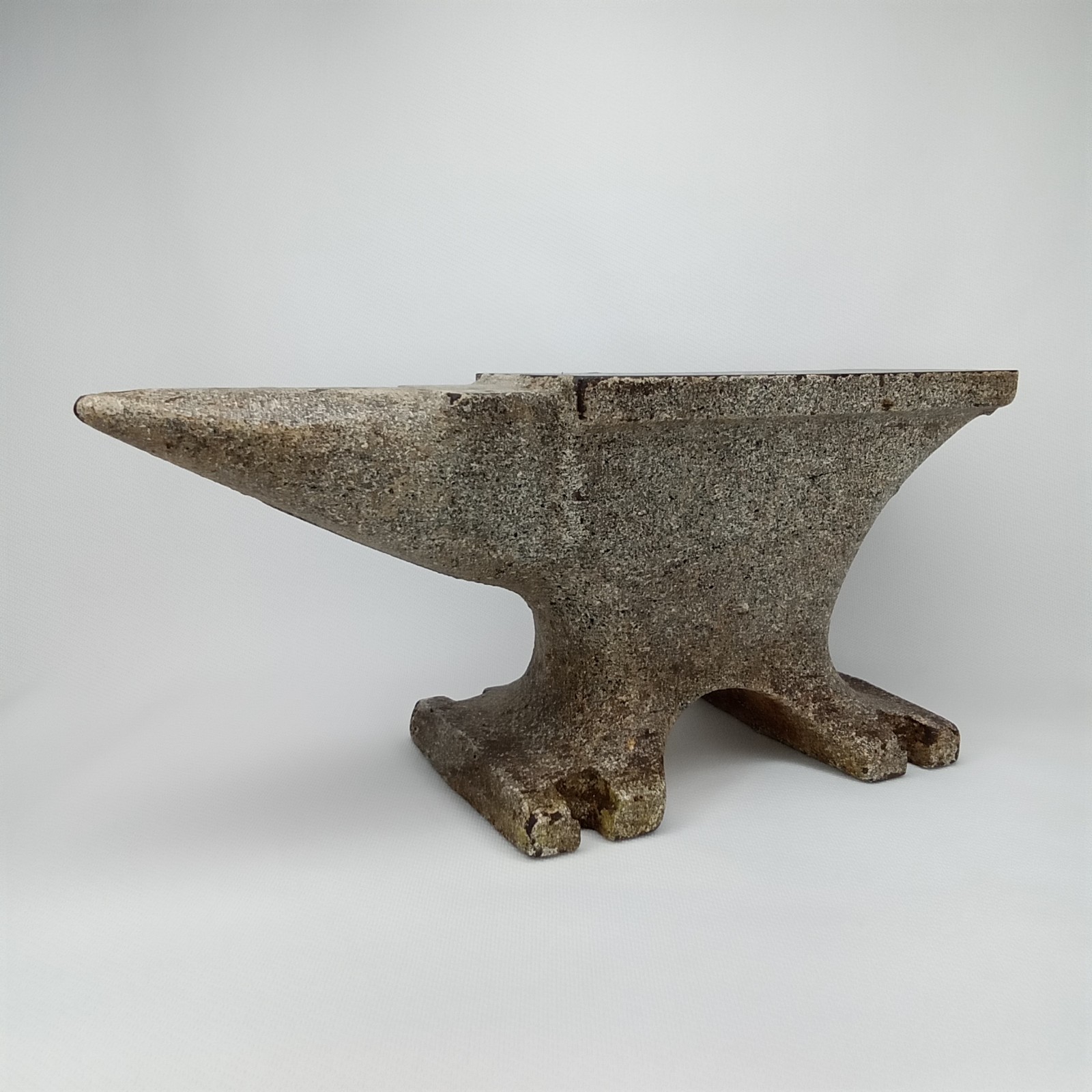 Antique Tool 1800s Blacksmith 7 Pound Gray Cast Iron Anvil