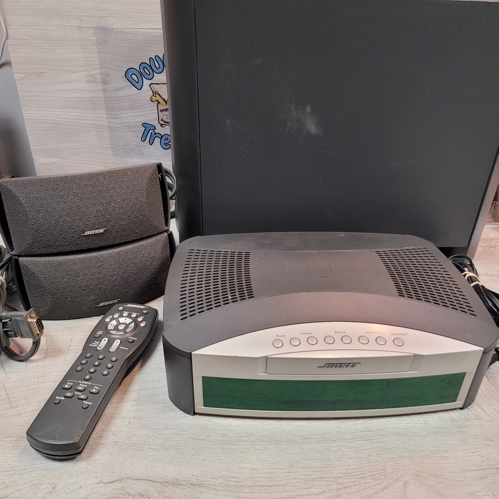 BOSE AV3-2-1 CD DVD Media Center Powered Speaker System + Remote Tested Working