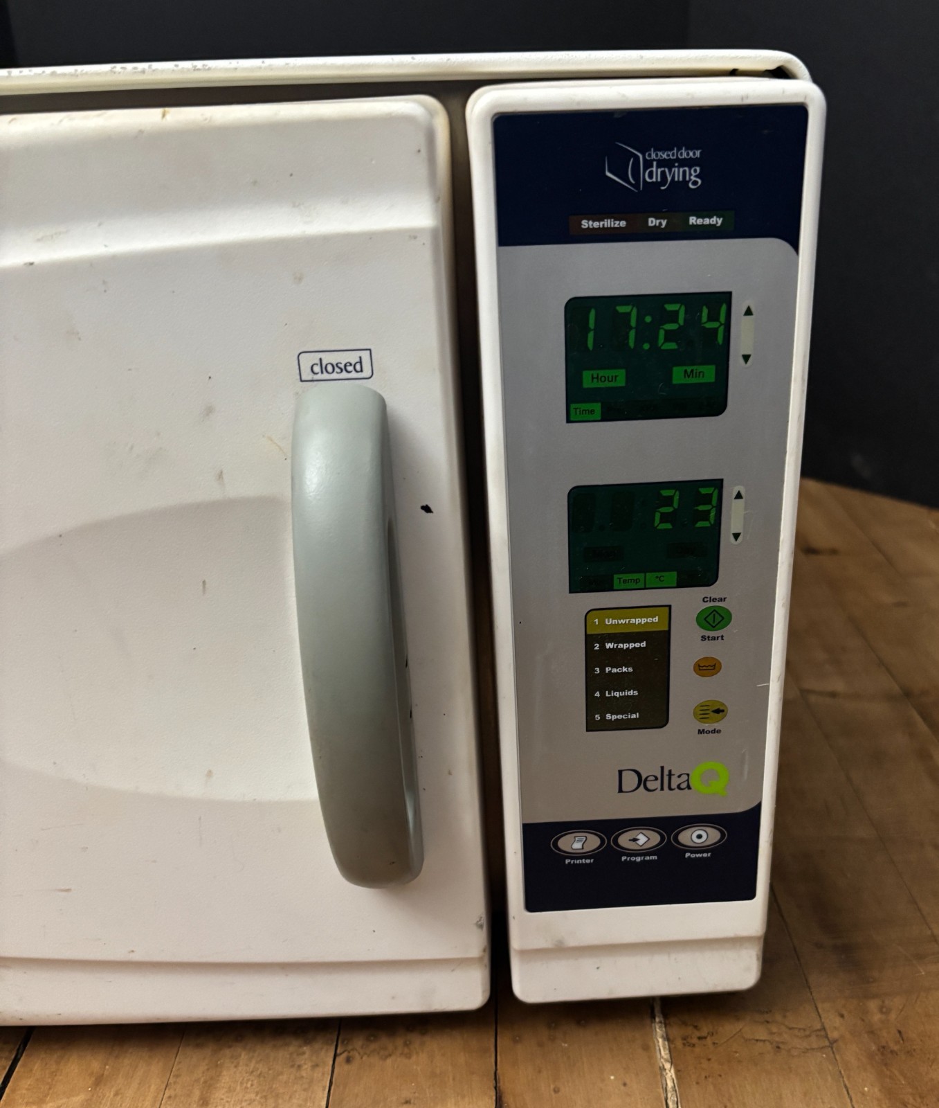 Pelton And Crane Delta Q Model AF Autoclave