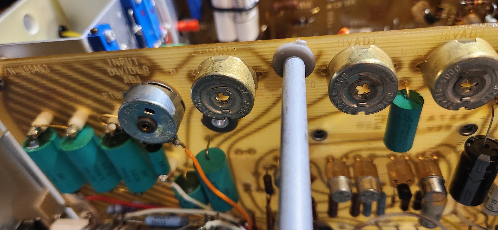 Fluke 887AB AC-DC Differential Voltmeter