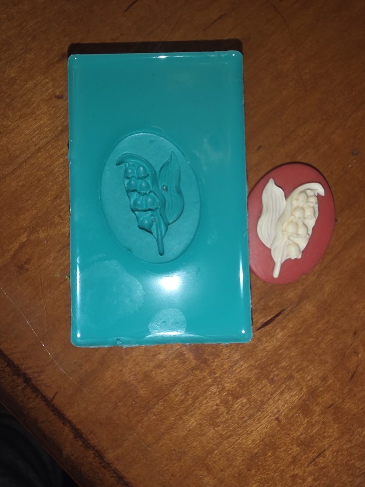 Lily Of The Valley Oval Pendant Cameo Jewelry Mold (Mould) Resin Clay Baking