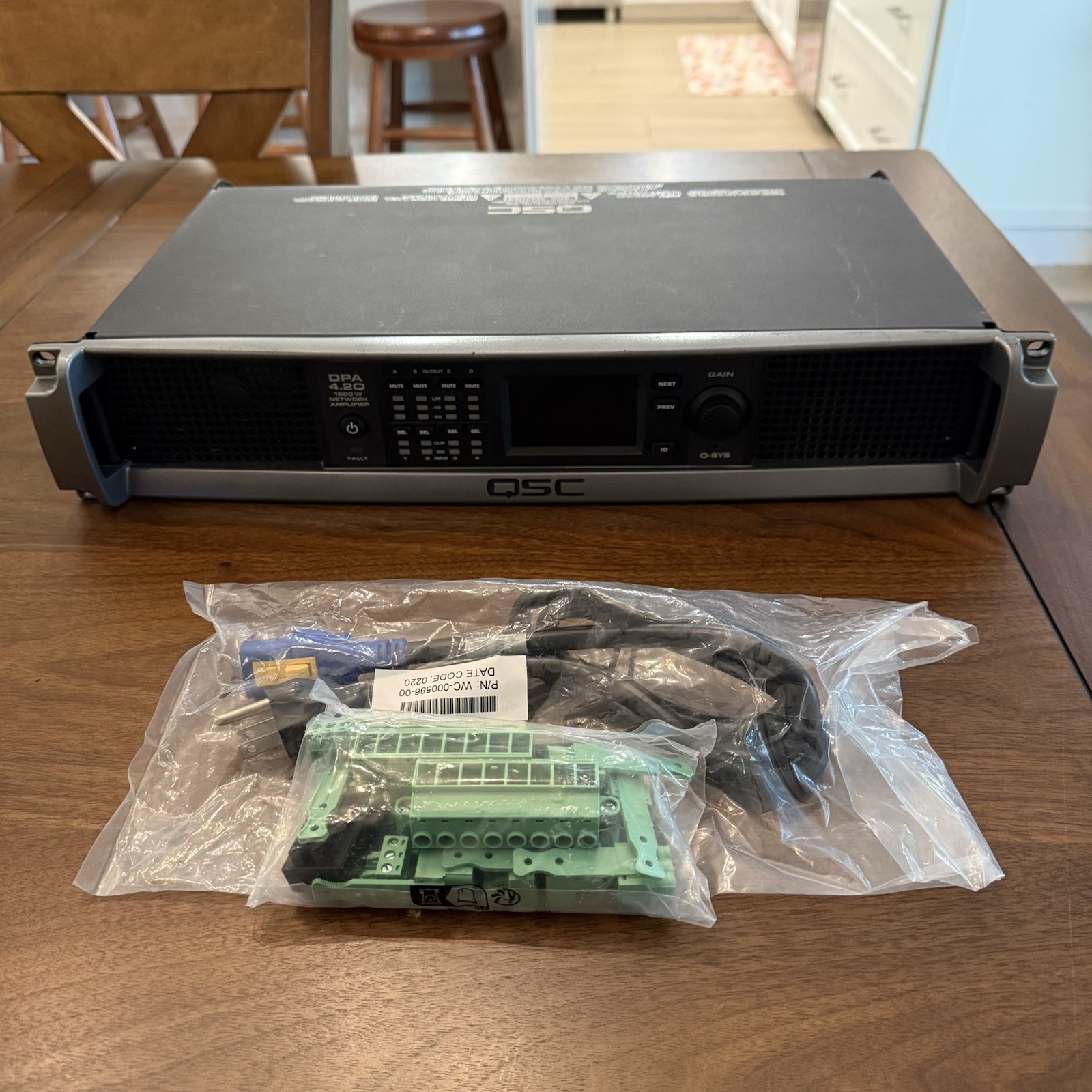QSC DPA 4.2Q Q-SYS Cinema Network Audio Amplifier