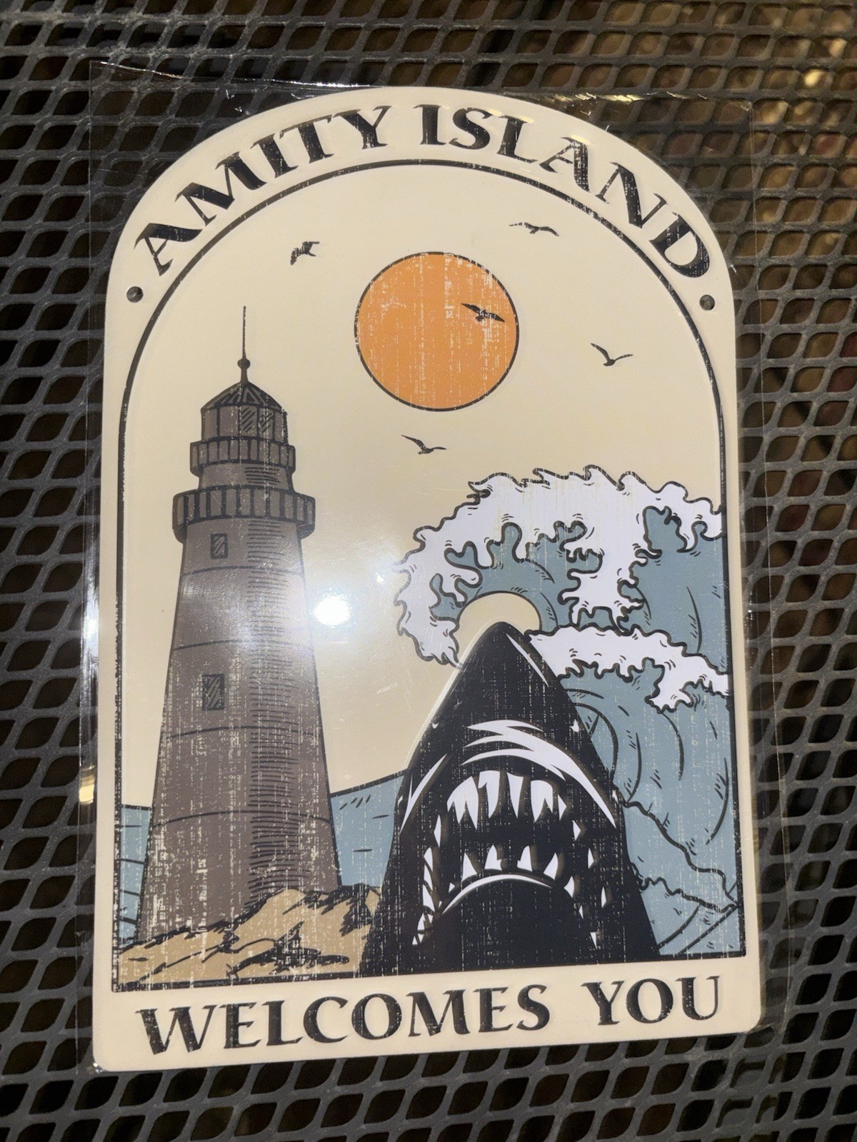 JAWS NEW “Amity Island Welcomes You” Tin Sign Loot Crate Exclusive NEW 6x9