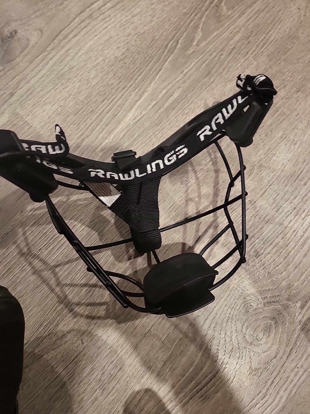 Rawlings Softball Baseball Fielder Face Mask Adjustable Strap Protective Gear