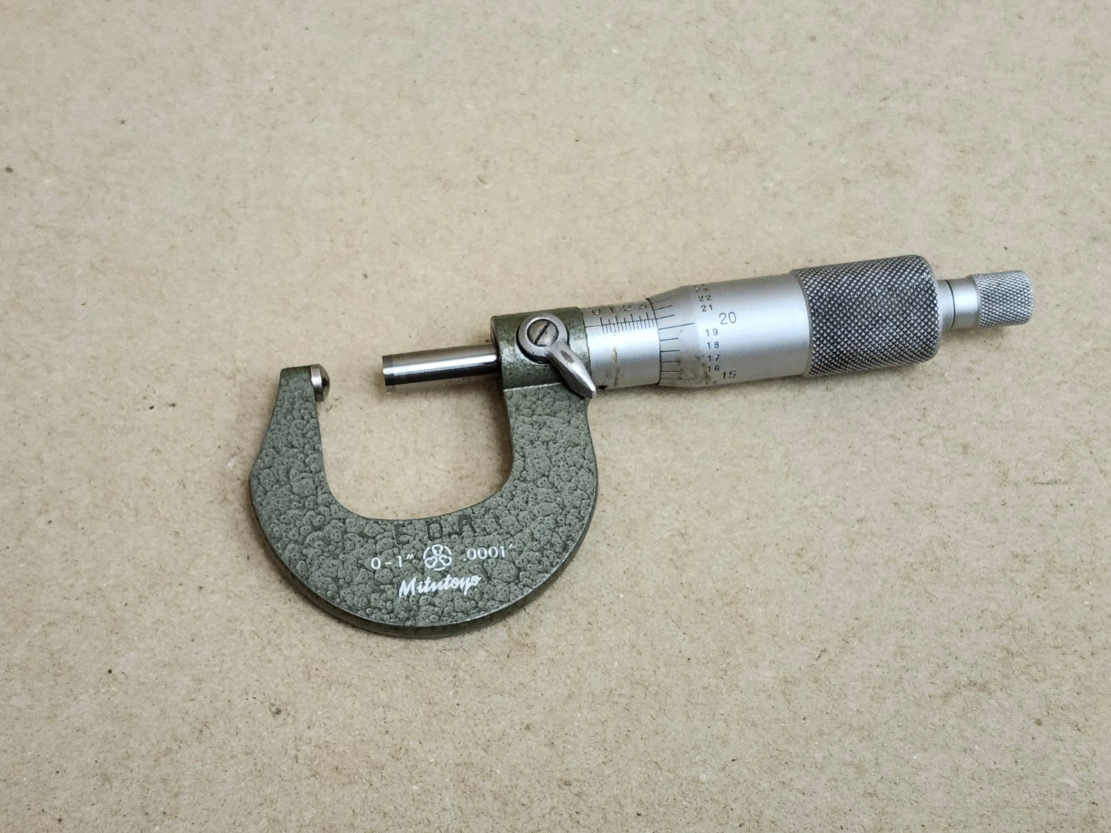 Mitutoyo #115-163 Outside Micrometer 0-1"  with Spherical Face