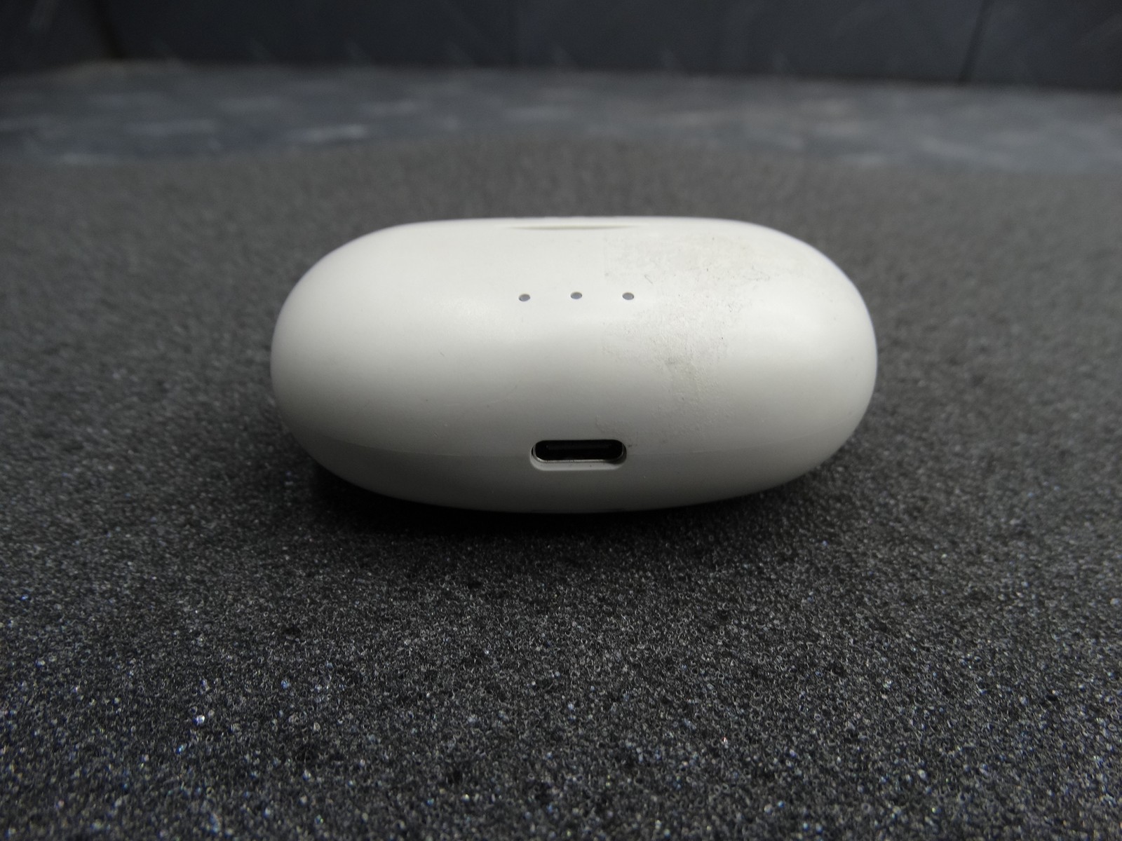 JVC - Gumy True Wireless Headphones Case Only White