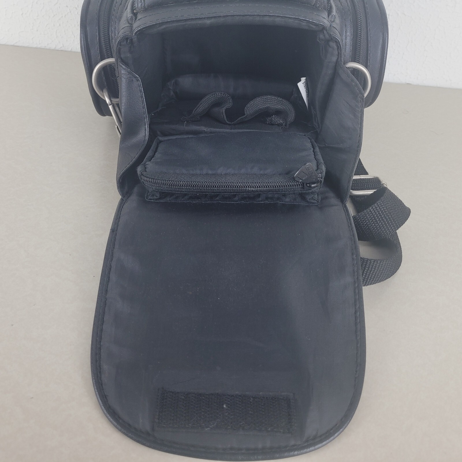 AMBICO Camera Bag Shoulder Strap Classic Mid Size Padded