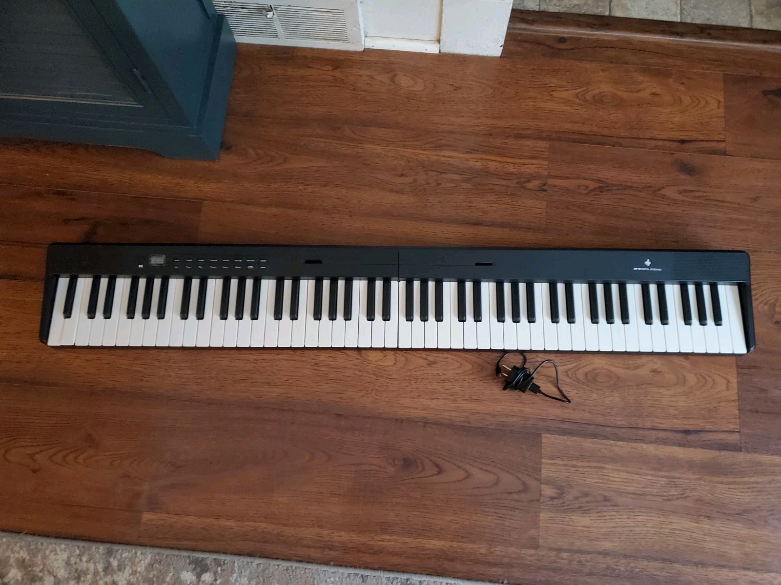 Donner DP-10 Foldable Digital Piano Keyboard Bluetooth 88 Key Velocity-Sensitive