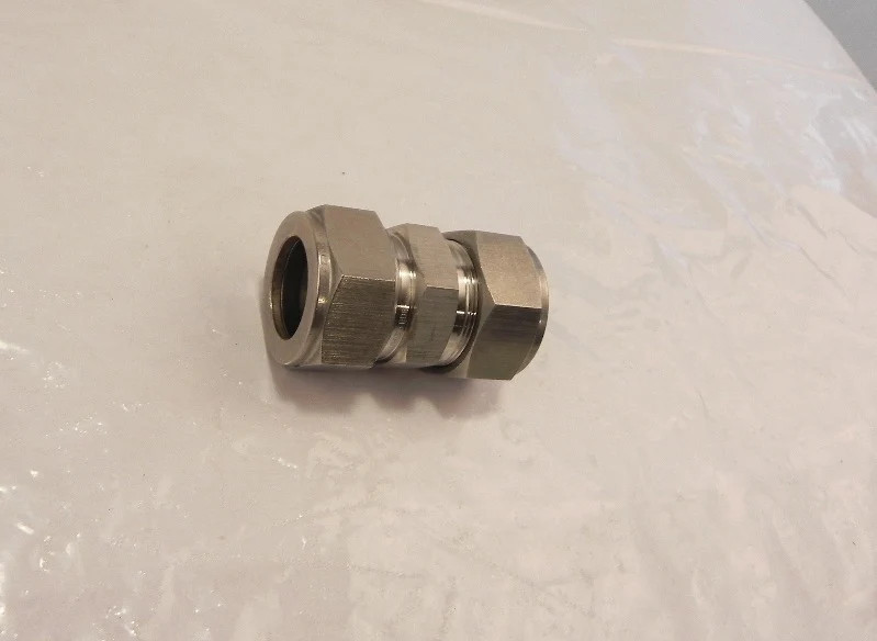 Ham-Let Straights Let-Lok Union 763L SS 25mmX 1