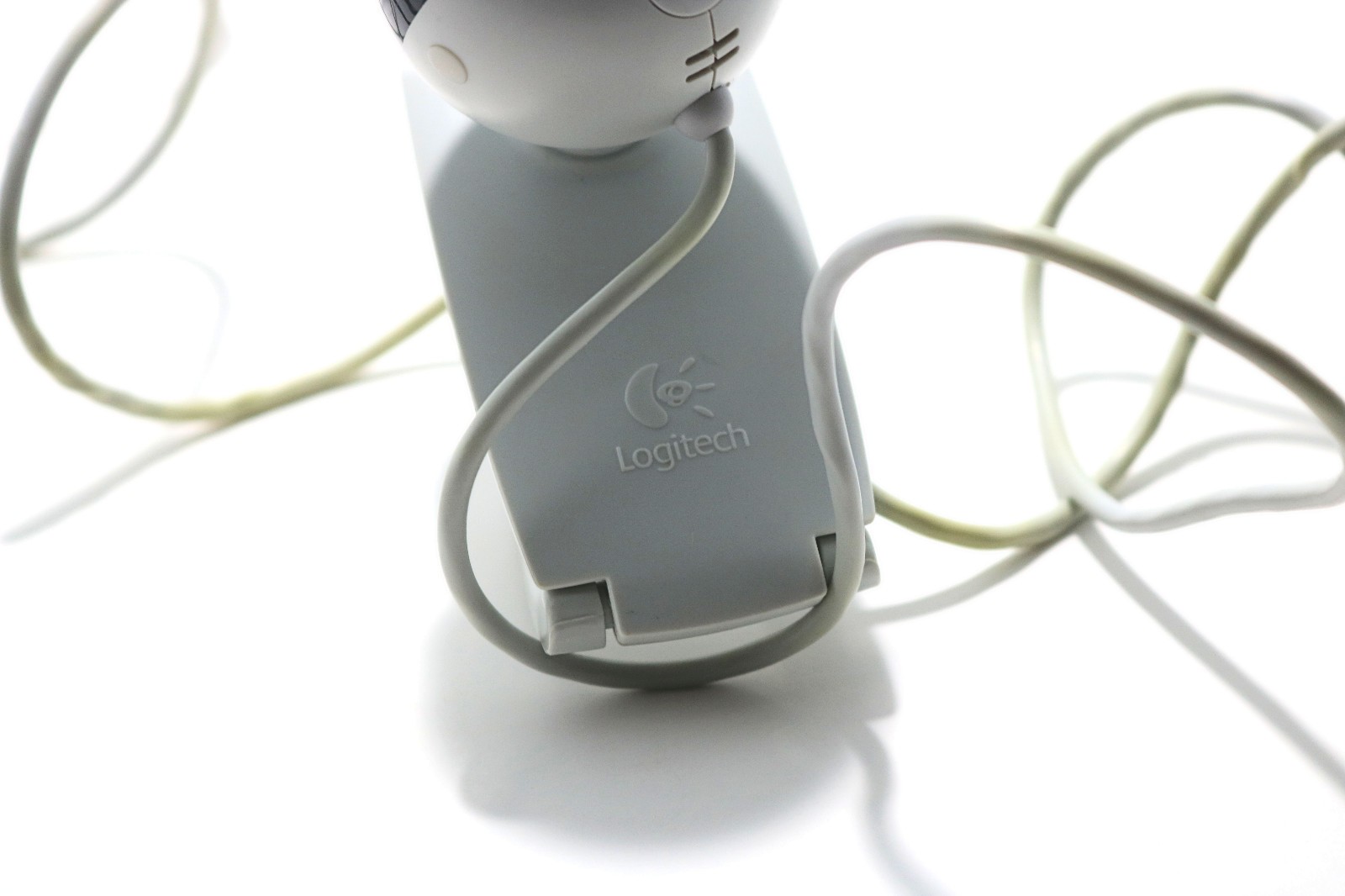 Logitech QuickCam Web Cam V11.8 + Software Install Disc, & Original Manual