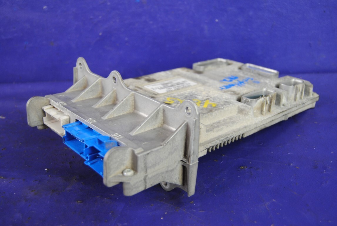 OEM Freightliner M2 106 Cab Control Bulkhead Module CECU | 06-75157-000