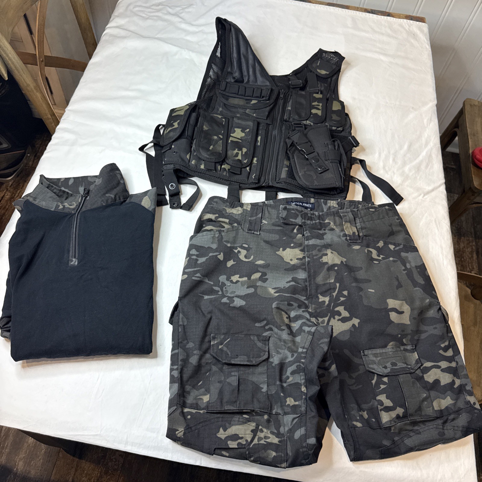 Airsoft Protective Camo Gear Pants, Shirt, Tactical Vest, Size XL 36 Ripstop (B1