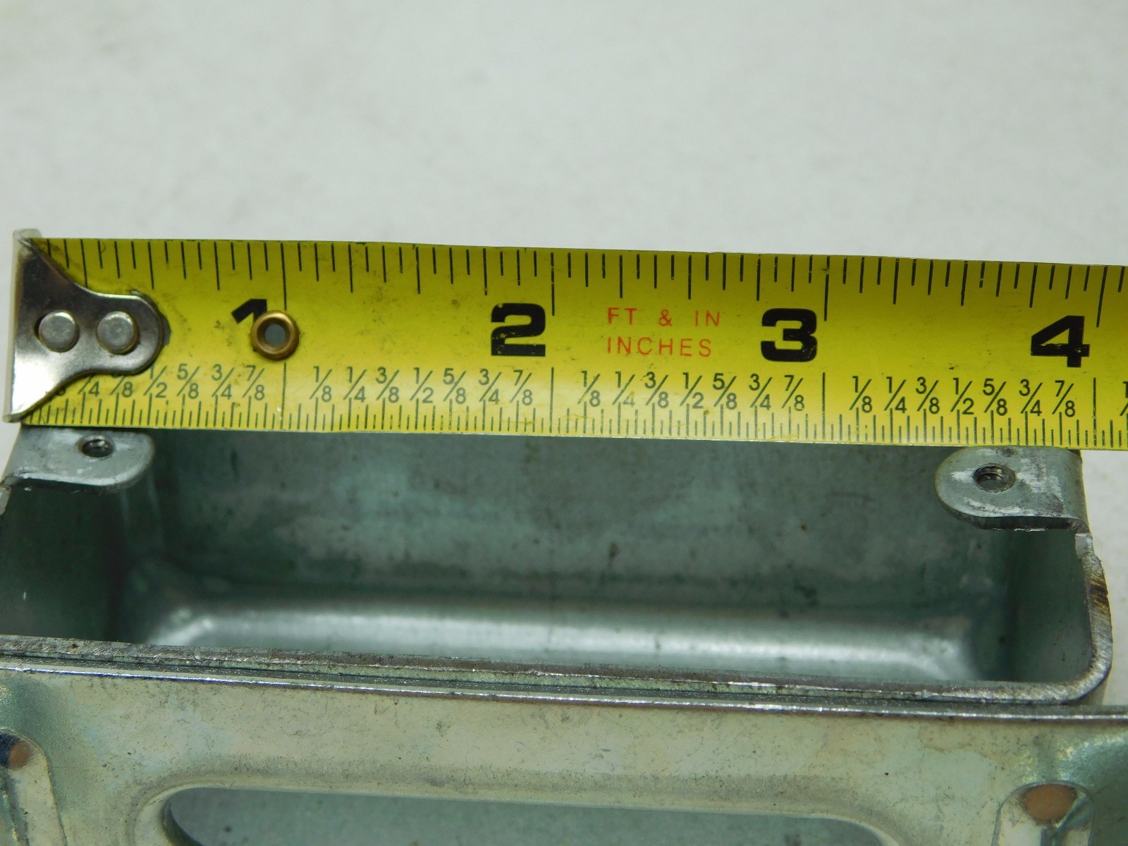 (1) NEW Outlet Box Bolt Down with Hardware - EF40 Electro Galvanized Clamp PO