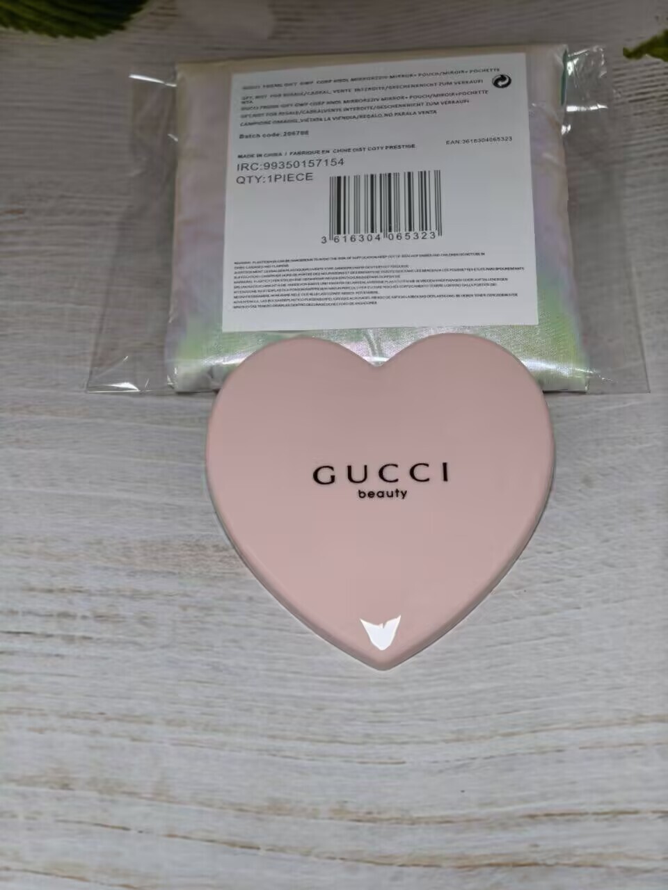 Heart-shaped Compact Mirror With Pouch