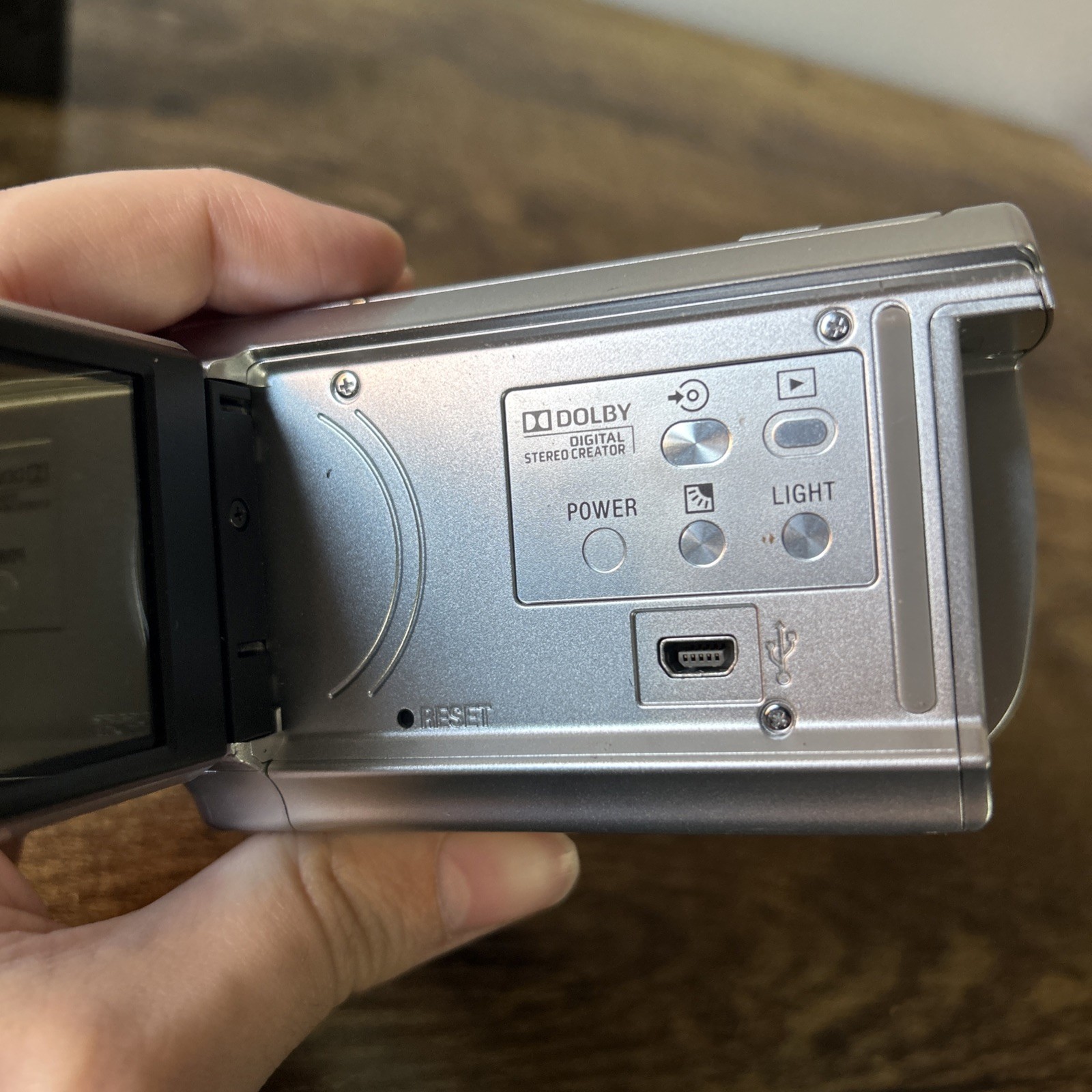 Sony Handycam DCR-SR68 Standard Definition Camcorder (Silver) 80GB HDD