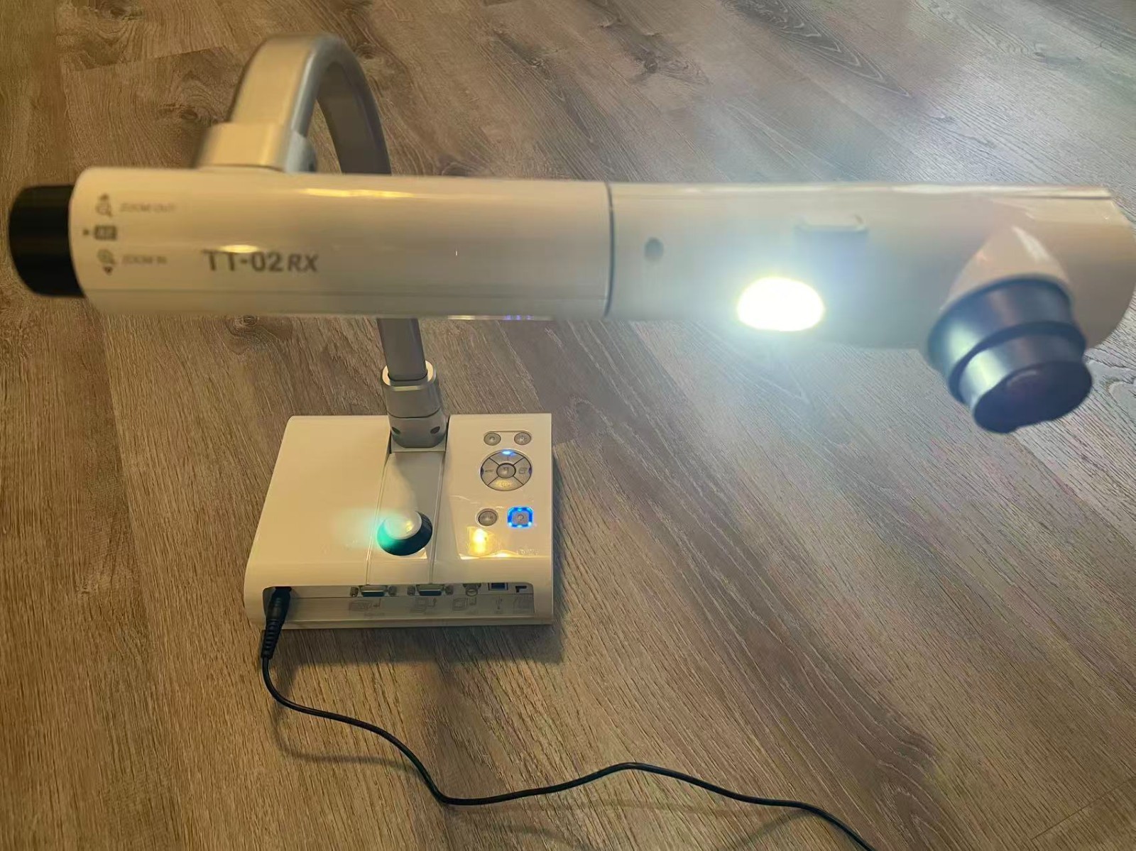 ELMO TT-02RX Document Camera Visual Presenter 5.2x Zoom Tested Working READ