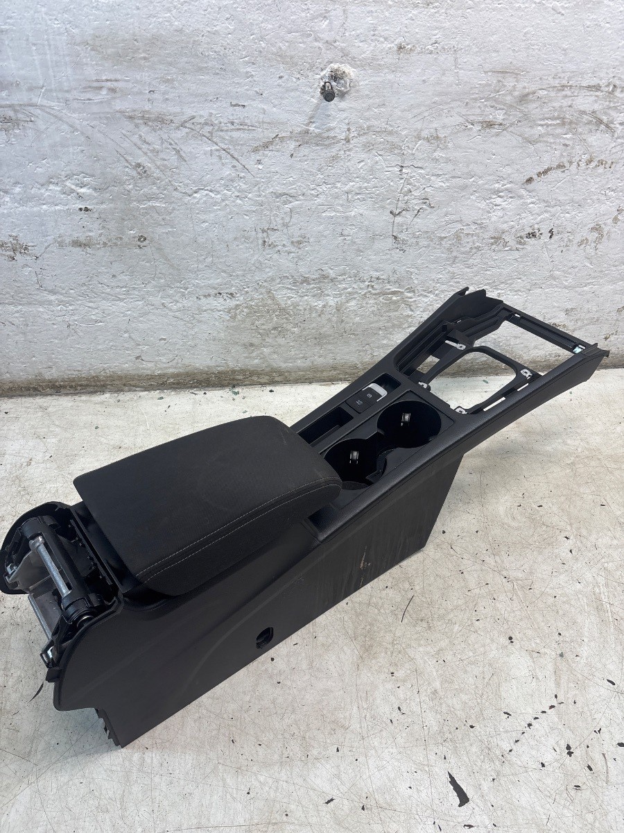 Volkswagen Passat B8 (2015-2019) Centre Console & Armrest 3G2863241C