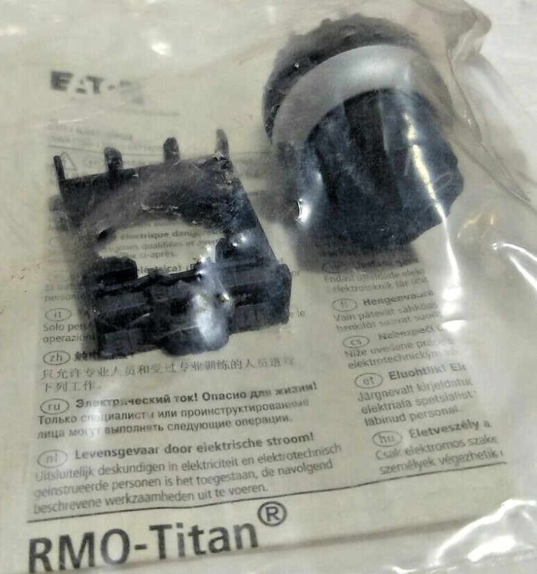 Eaton Selector Switch - M22-WR+M22-A Made in Germany - 399-3214