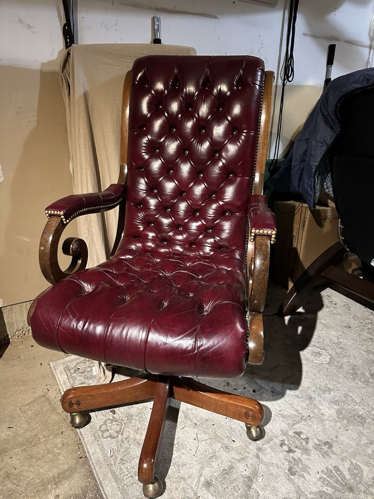 Kittinger Executive Tufted Leather Desk chair With Adjustable Base