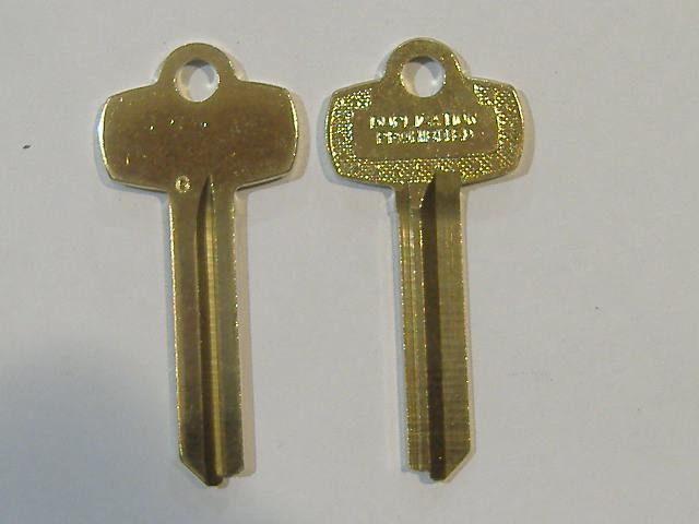 TWO NICKEL SILVER FITS BEST KEY BLANKS FOR "G" KEYWAY