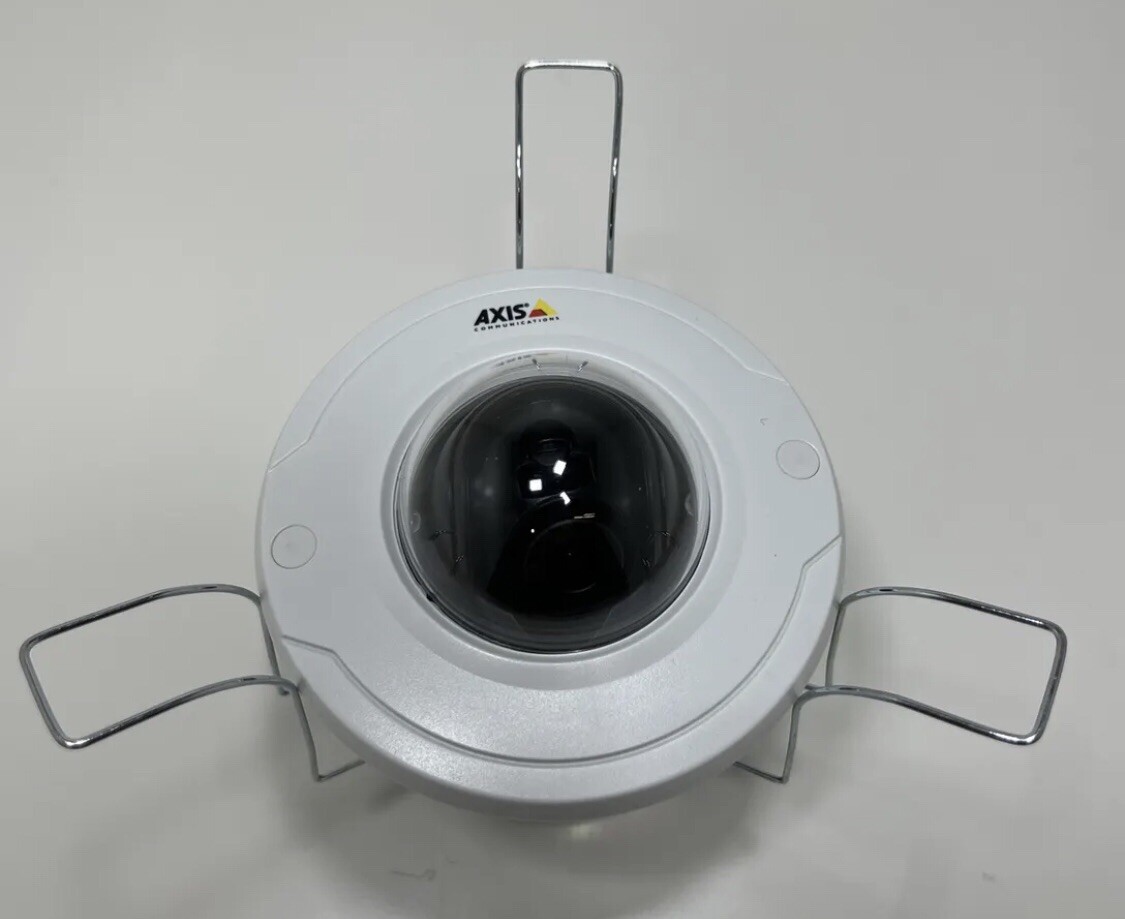 Axis Communications M3014 HD Indoor Network Dome Camera 2.8mm Lens POE Used