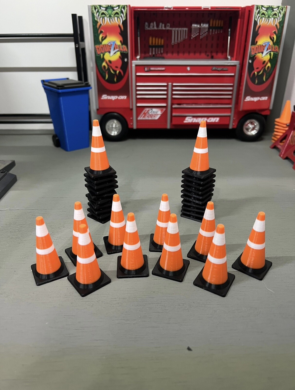 1/10 Scale Traffic Cones! (10 Pack) Miniature Accessories