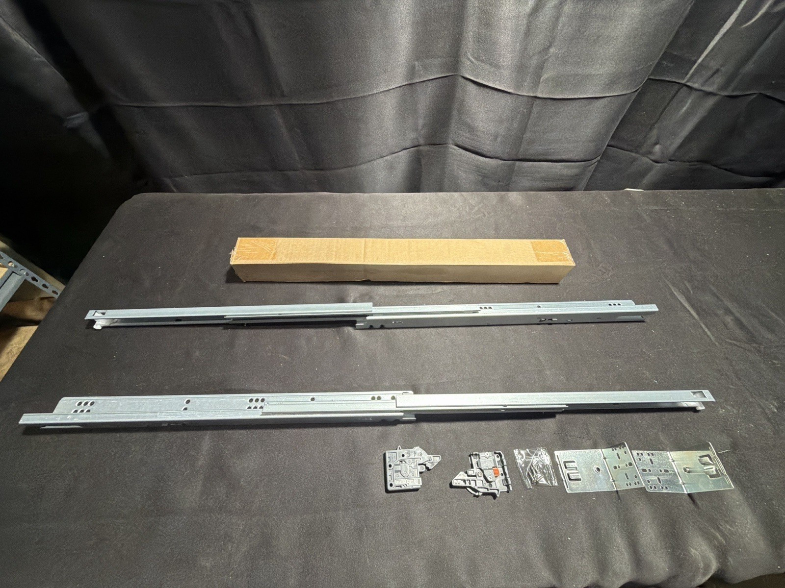 DTC SS20DD533H1 21" Undermount Soft Close Drawer Slides Full Extension (Pair)