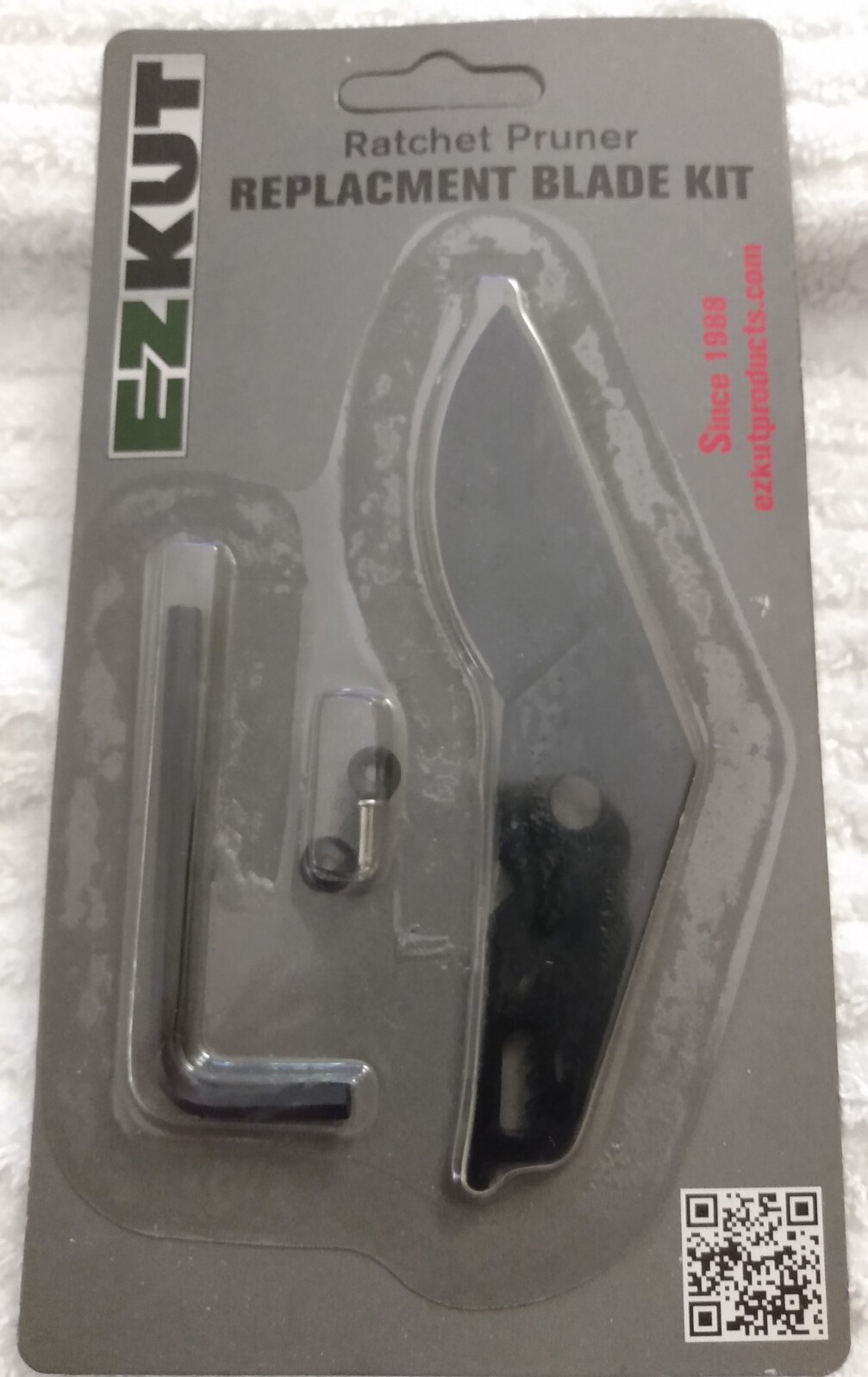 Ratcheting Garden Hand Pruner