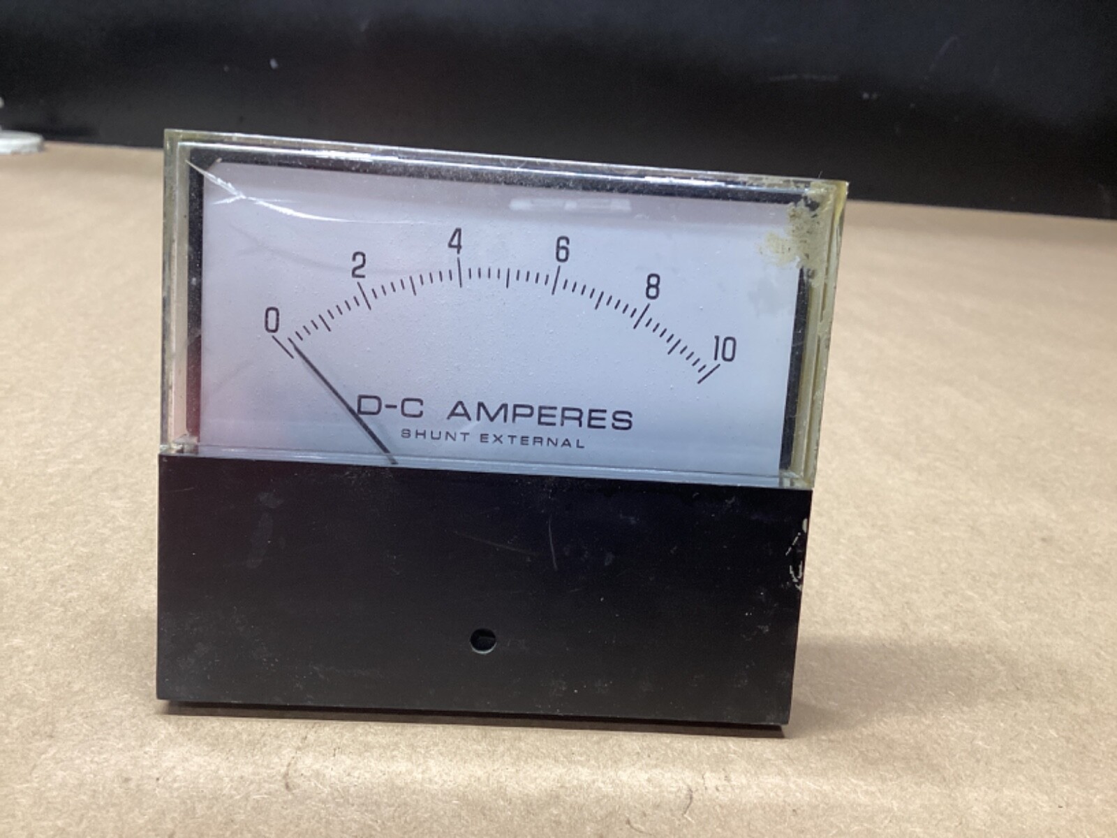 0-10 DC AMPERES MILLIVOLT PANEL METER 251324ECEC7JCM #114L56