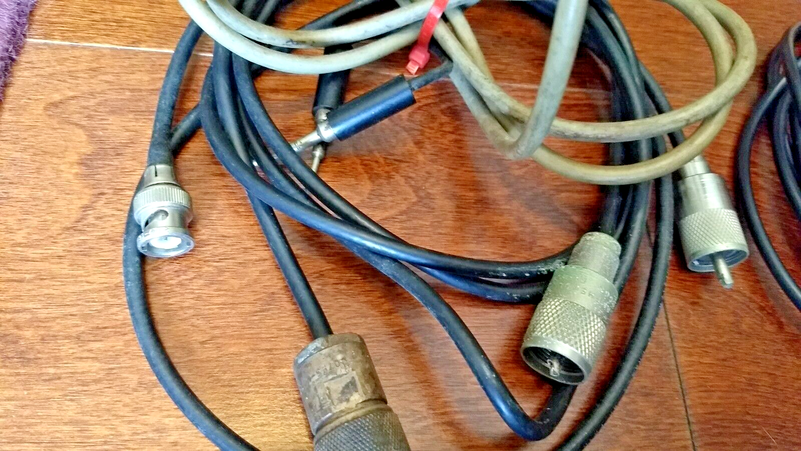 13 guitar / Phono / Acceseries cables & Plugs effect patch SWITCHCRAFT + WHISPER