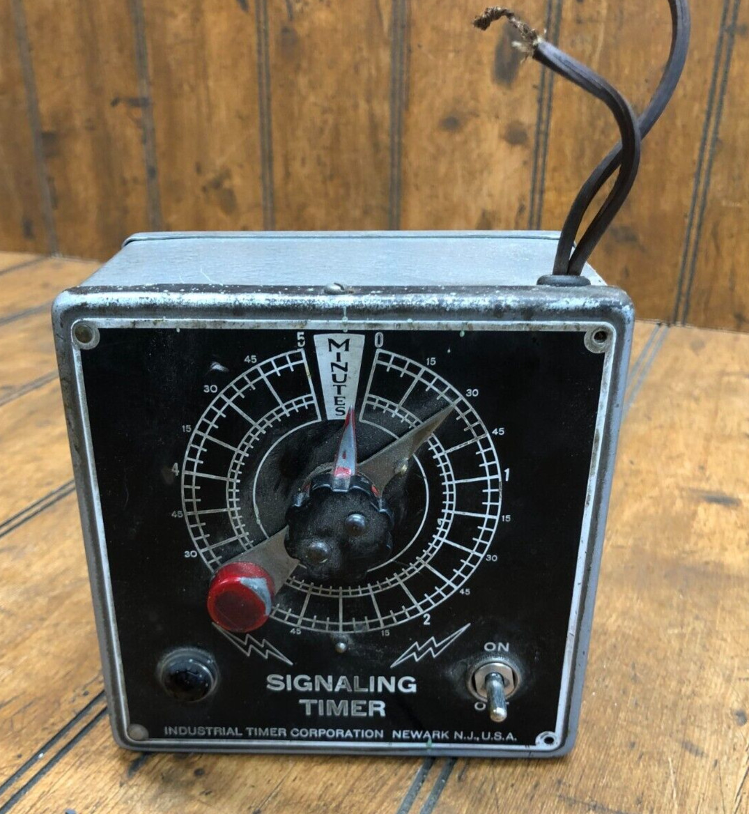 Vintage Signaling Timer Industrial Timer Corp Model 5-15M 5 Minute - Untested