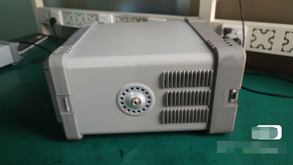 Agilent E4403B Spectrum Analyzer 9 kHz-3.0 GHz with trace source