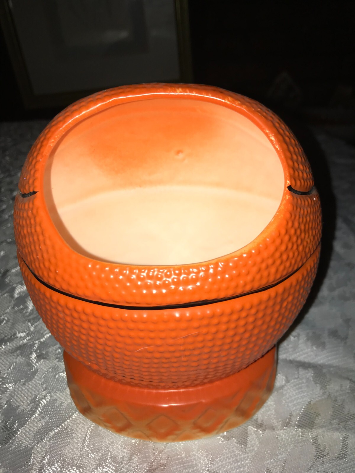 Vintage BRINN'S Pittsburgh PA Ceramic BASKETBALL Sports BALL Ceramic PLANTER 6"T