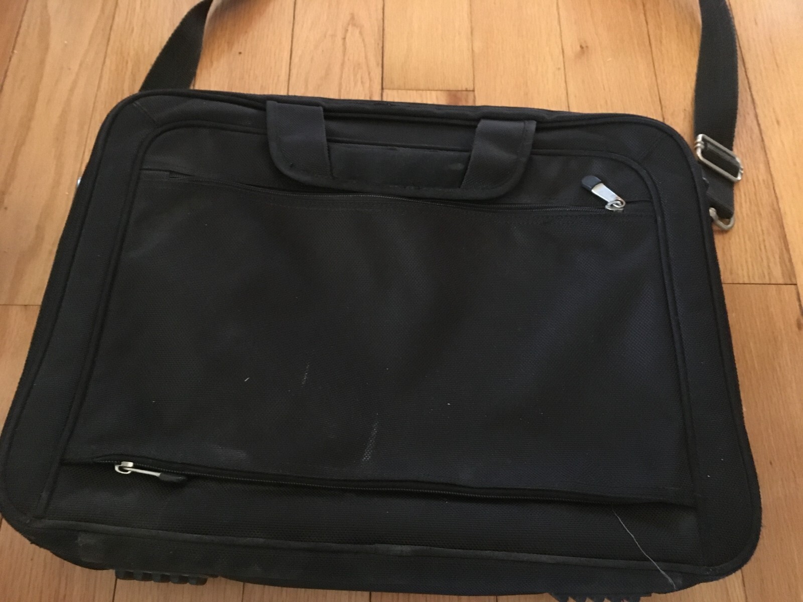 Dell 17” Black Computer Full Size Laptop Case Briefcase Adj Shoulder Strap