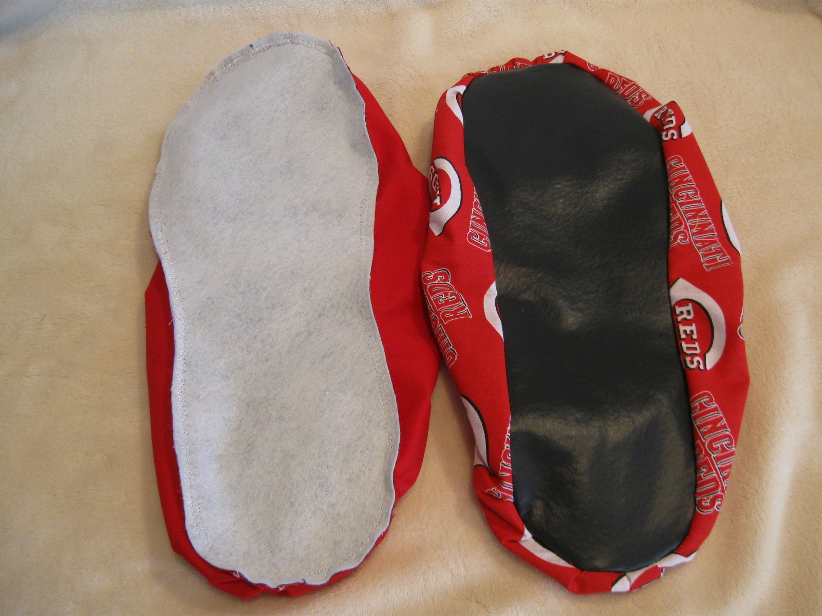 Cincinnati REDS MLB. bowling shoe covers. LADIES size 7-9