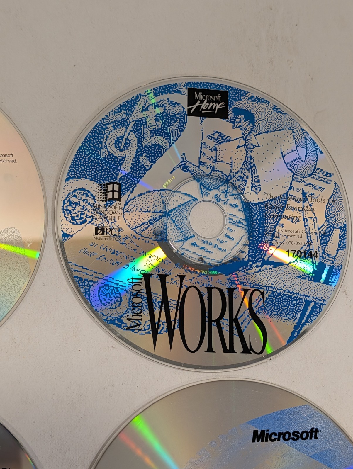 11 Loose Microsoft Windows Software PC CD-ROM Lot | Discs Only