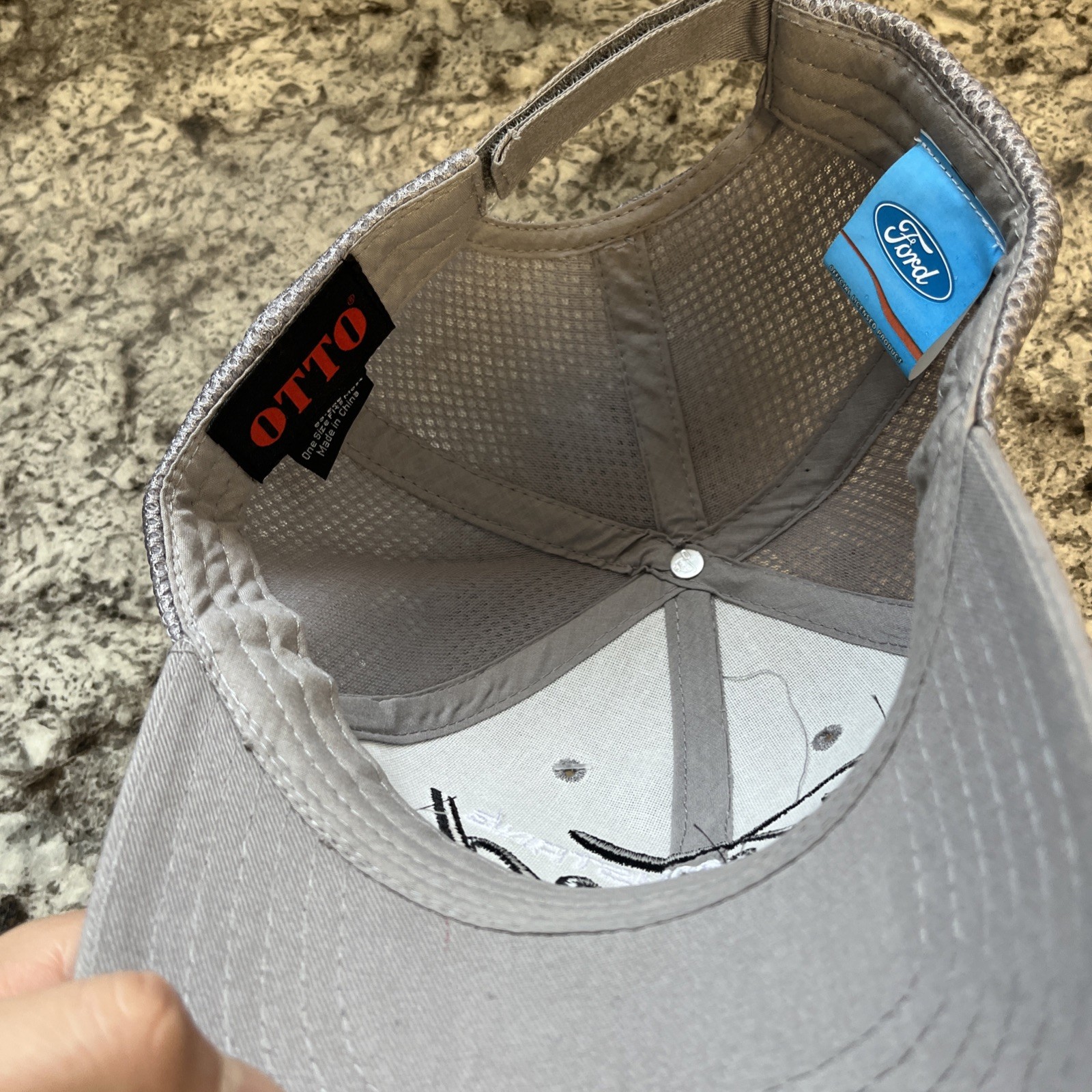 Ford Mustang Mesh Hat in Grey