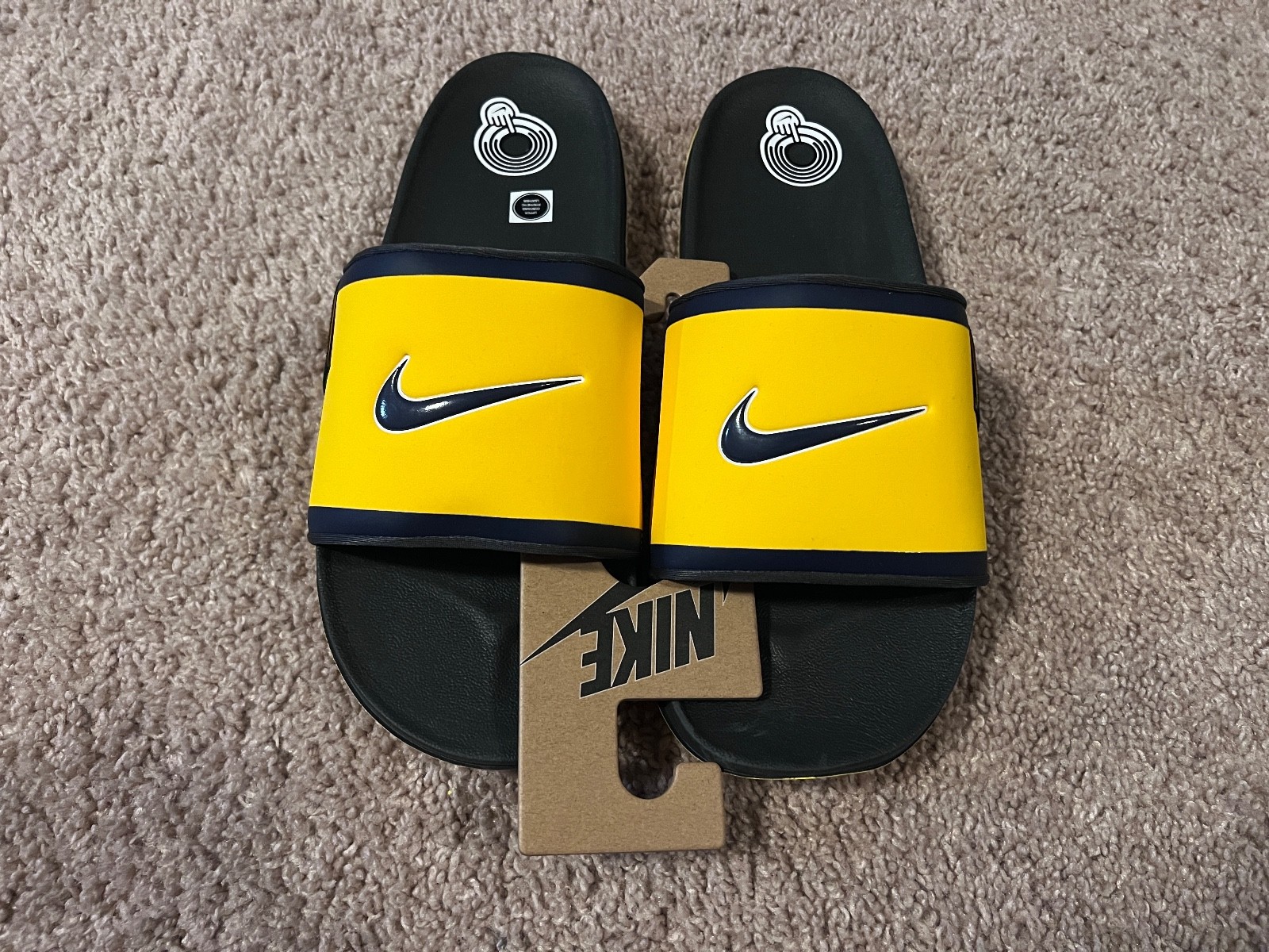Nike U of M Michigan Wolverines flip flops slides football yellow maize blue 12
