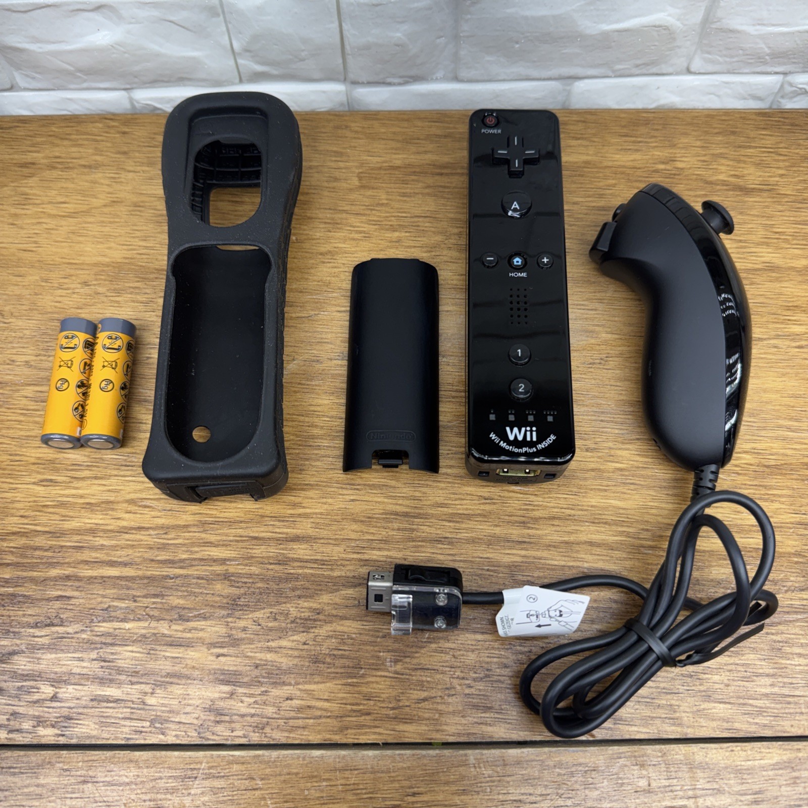 Nintendo Wii Black Motion Plus Remote Controller RVL-036 w/Nunchuck RVL-004