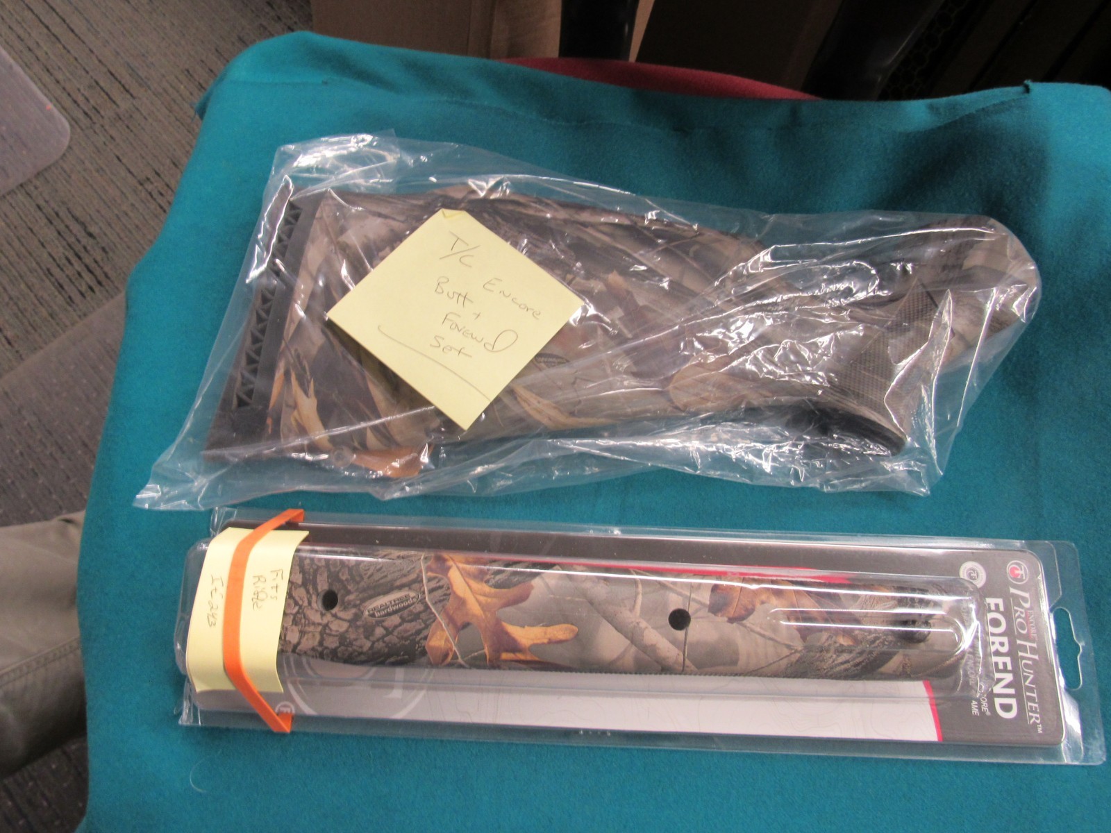thompson center encore fore end and butt camo SET