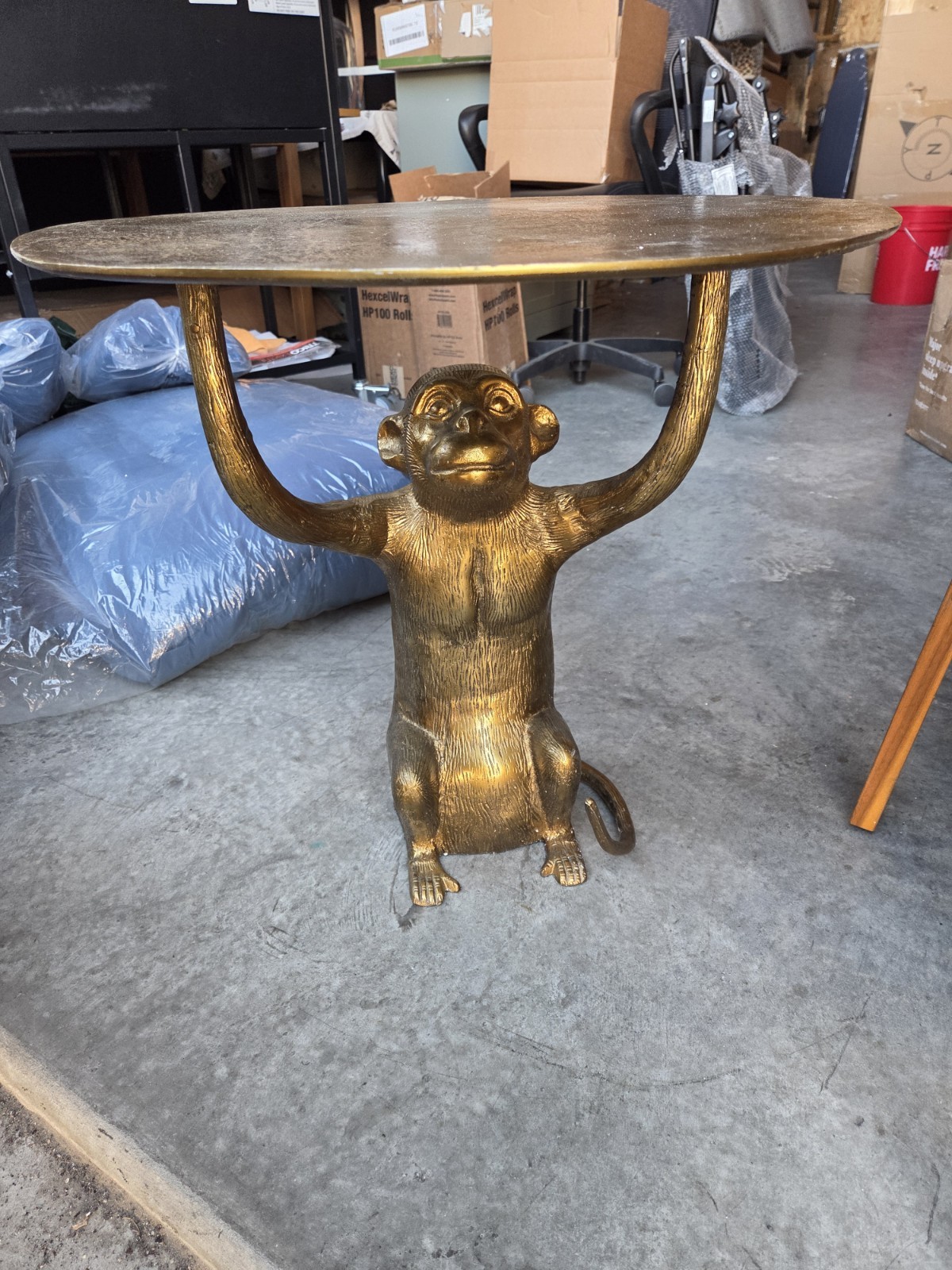 Abu Statue Broken and needs repair