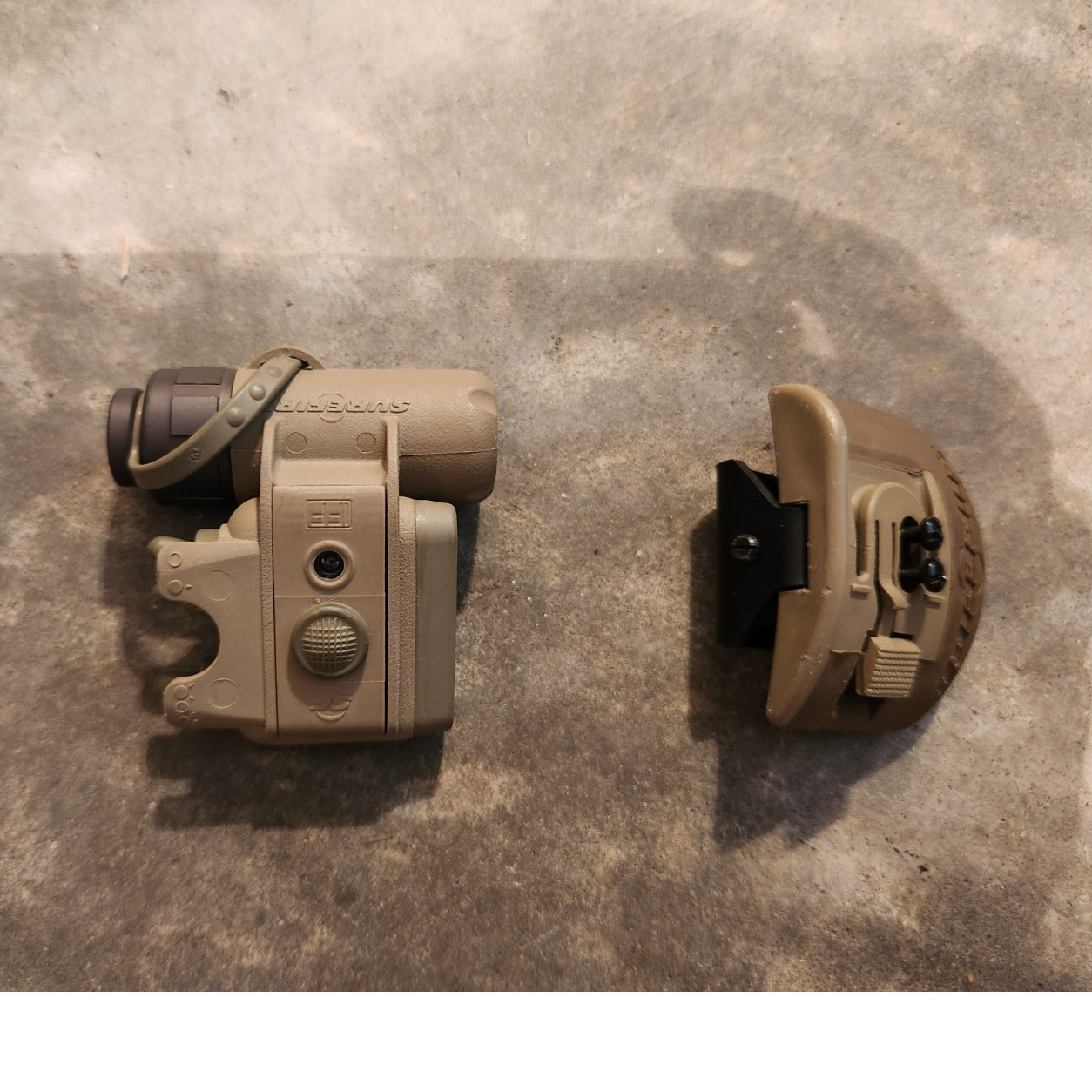 SureFire HL1-C-TN (WH / RD) LED with helmet mount