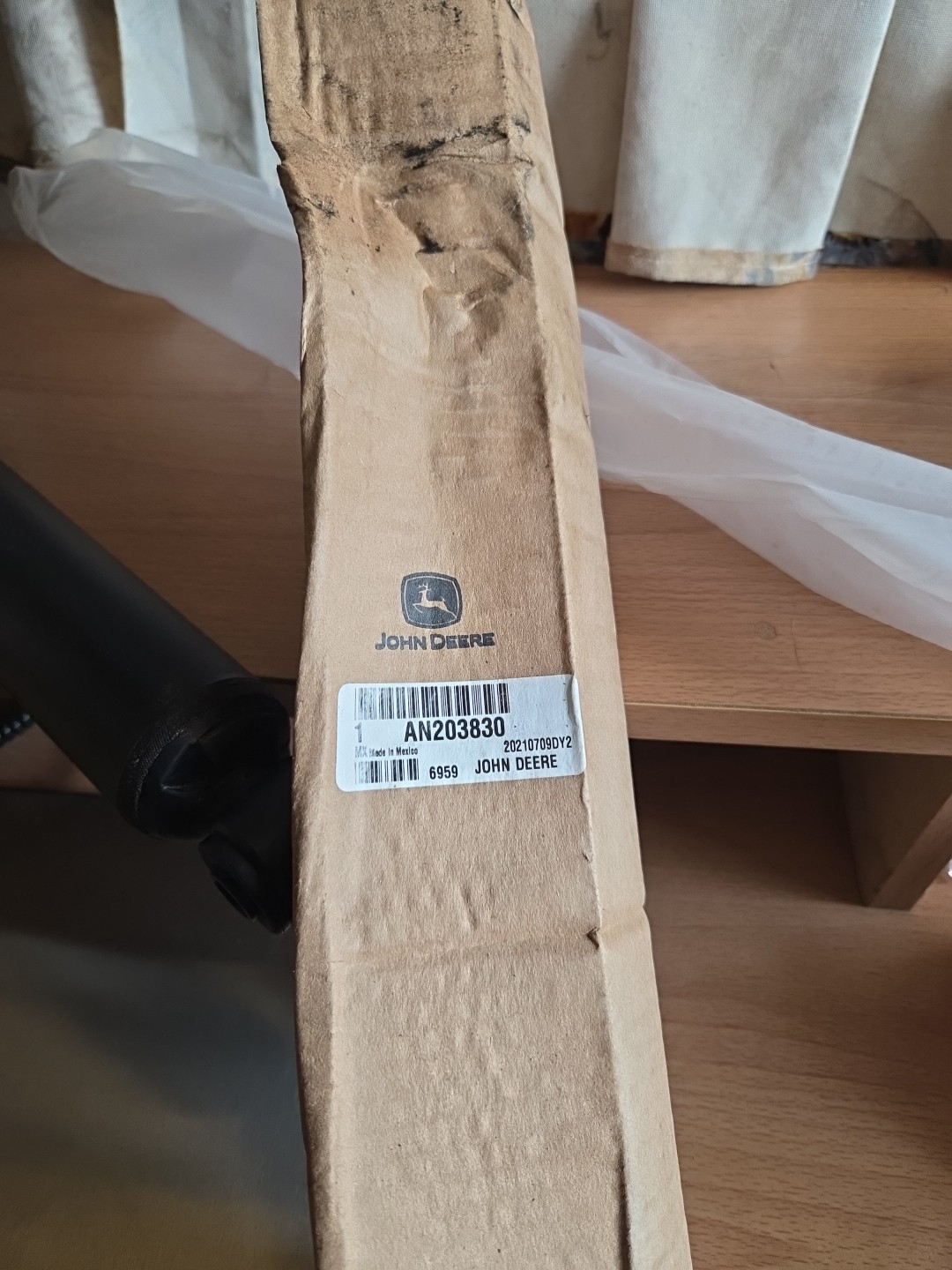 JD An203830  Shock Absorber