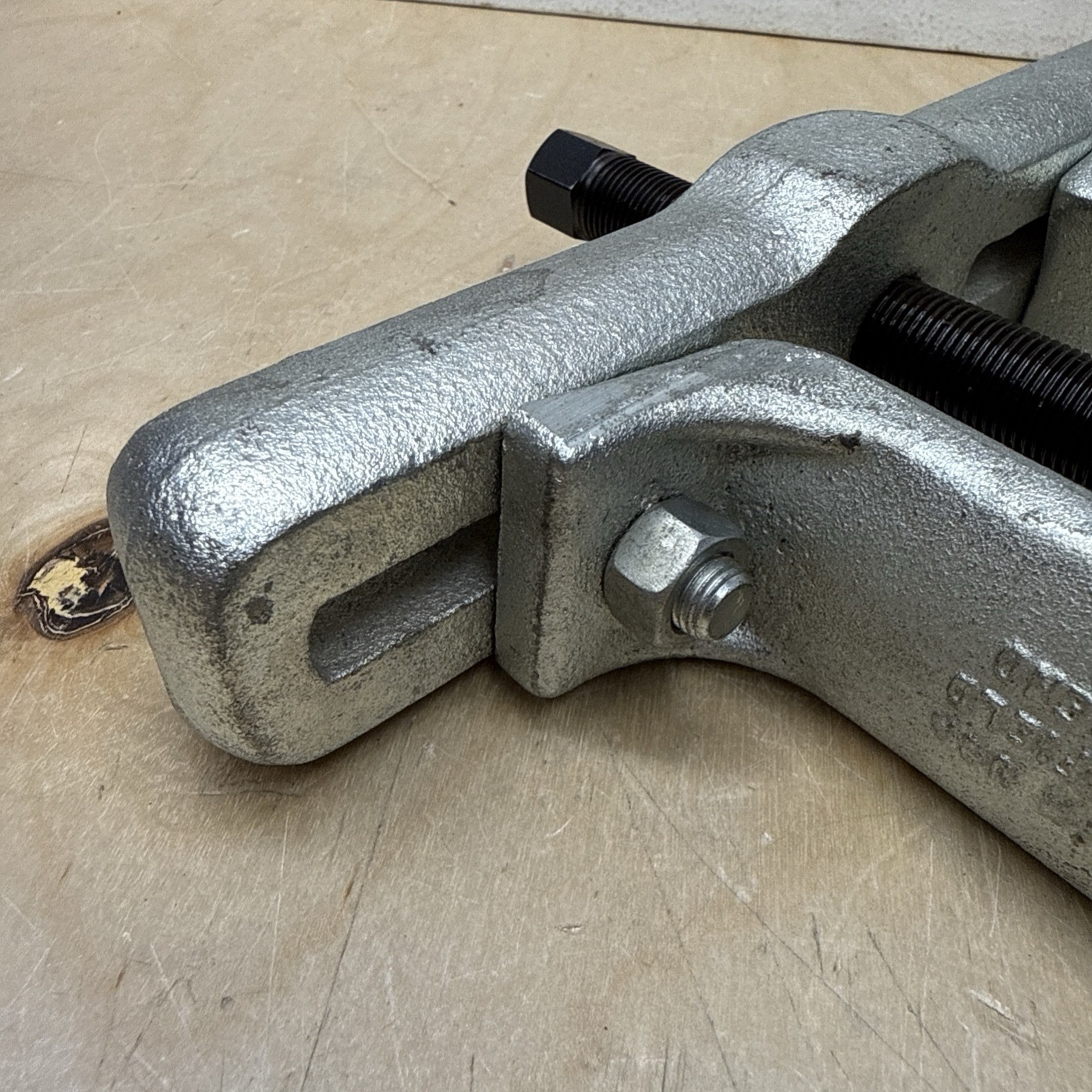 Made In USA Springfield Heavy Duty Adjustable Puller Tool