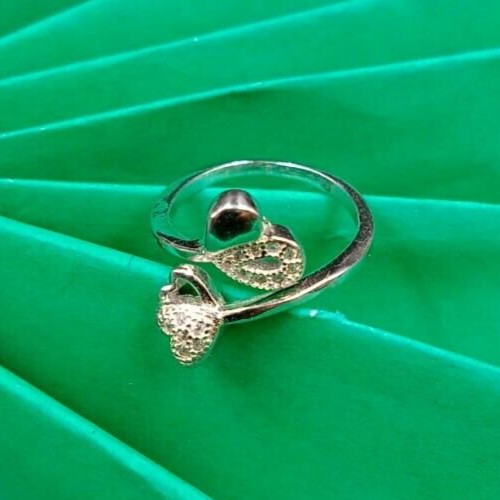 Gift For Women's Beautiful Adjustable CZ Heart Toe Ring White Gold Plated Silver