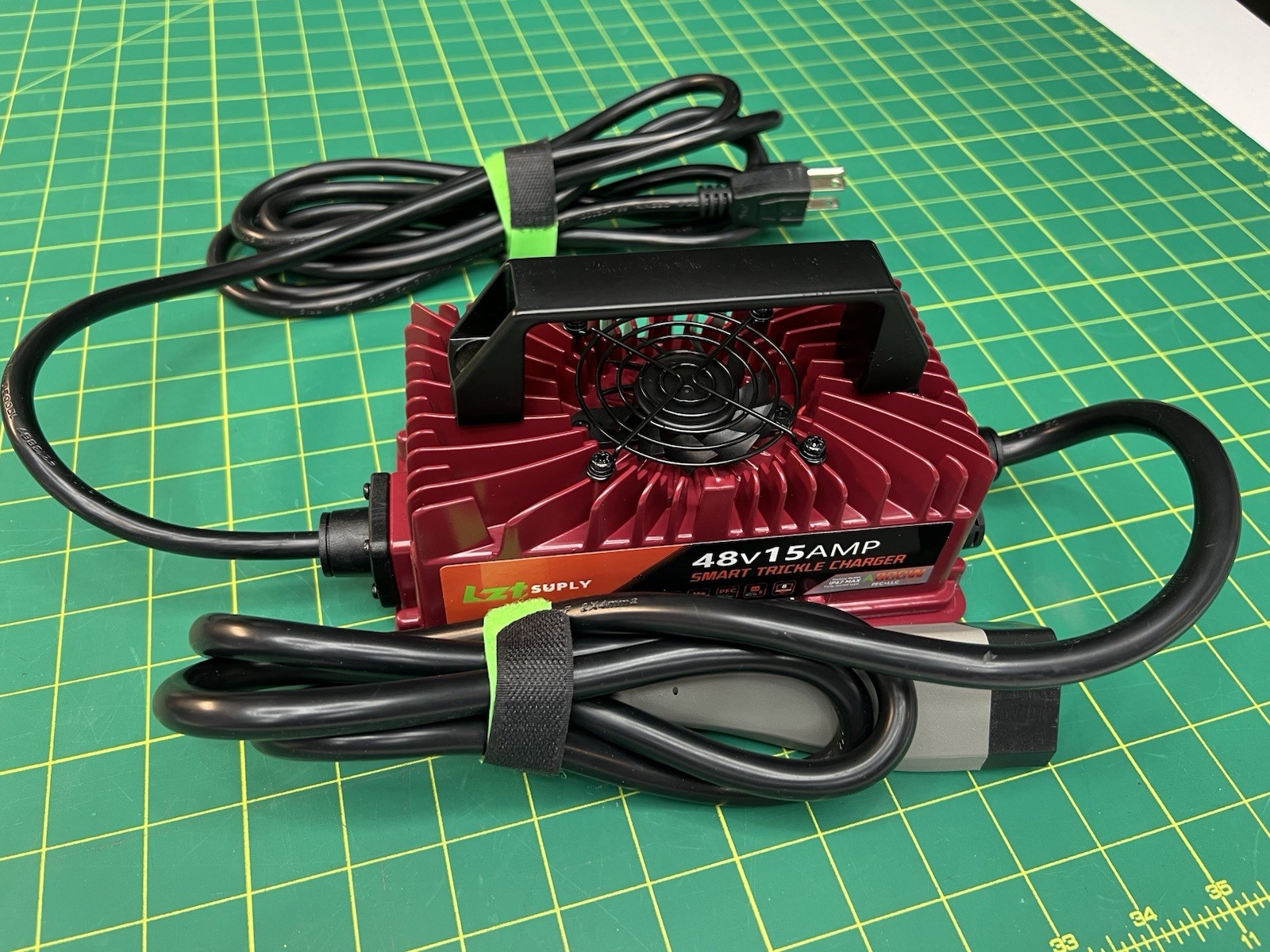 48V 15A Golf Cart Battery Charger EZGO TXT RXV 3-Pin Plug Lead Acid 800W