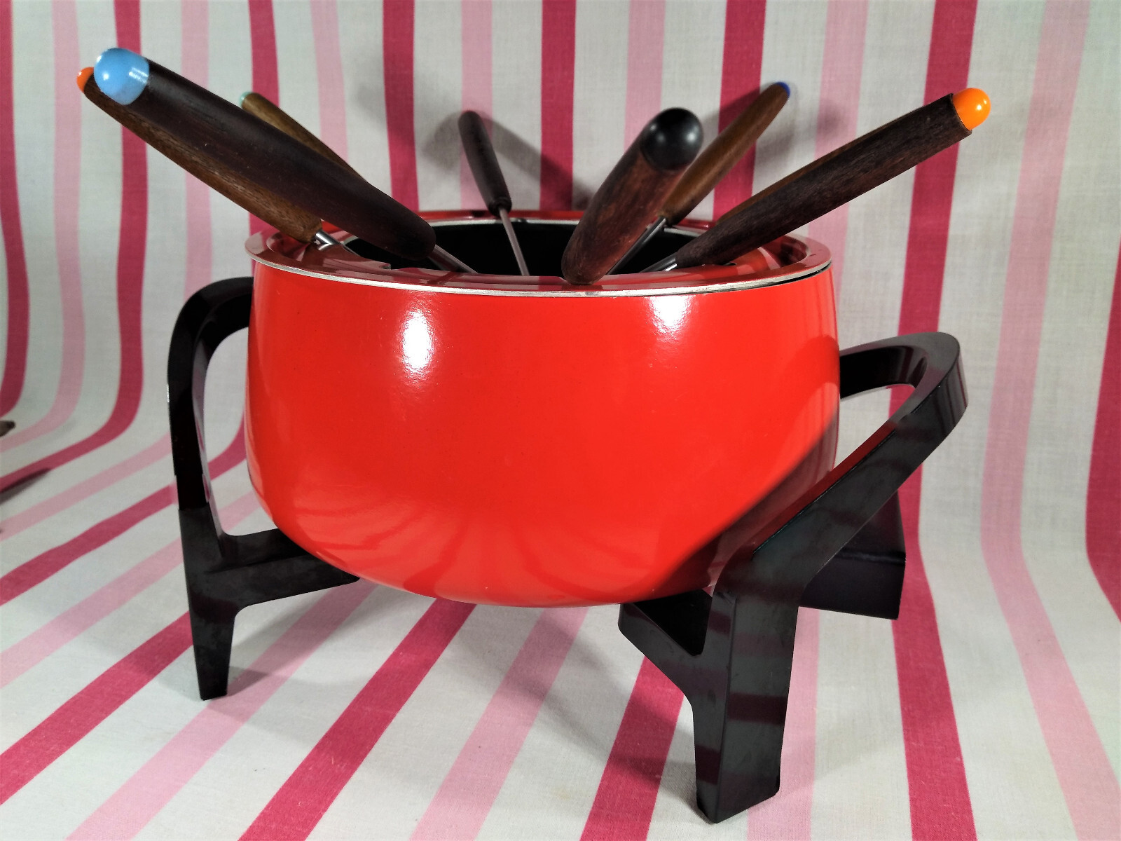 Swanky MoD West Bend Electric 1970's Poppy Red 11pc Fondue Pot Model 88502
