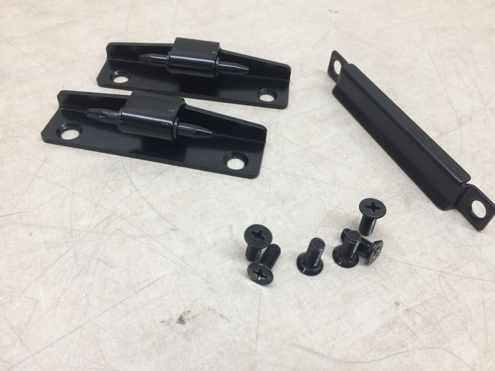 Middle Atlantic BGR Series Rack Male Hinge & Door Strike W/ Screws