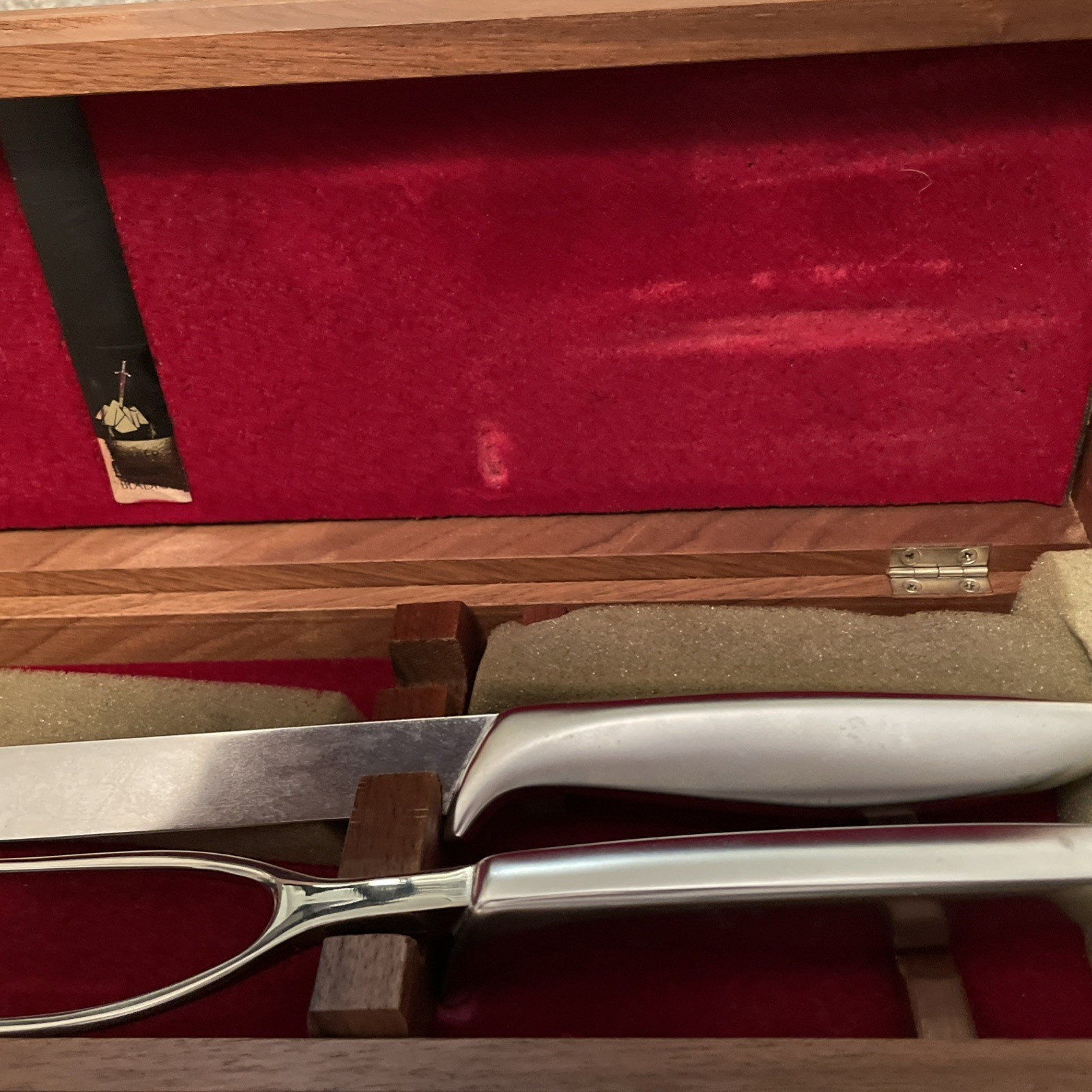 GERBER LEGENDARY BLADE CARVING SET 2 WALNUT CASE. No Sharpening Tool Vintage