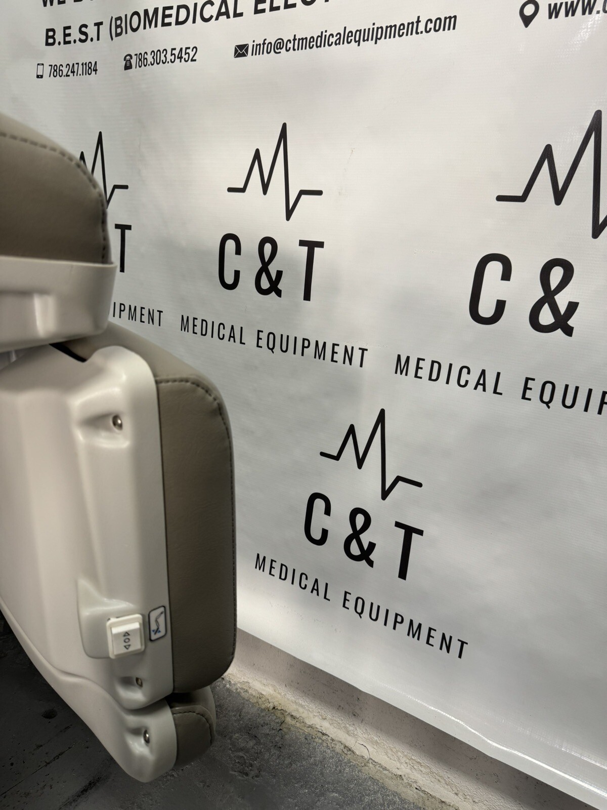 Medical power chairs